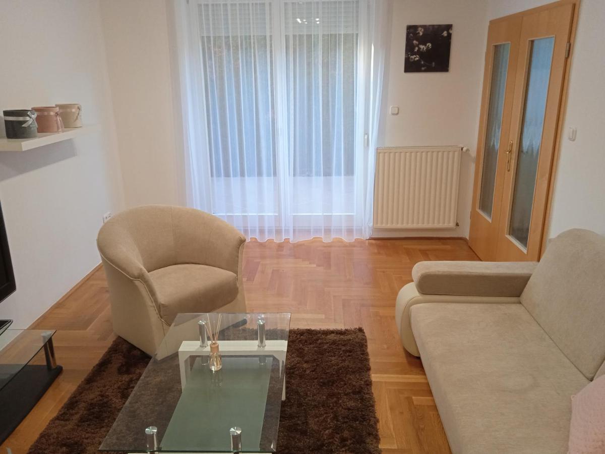 Family Apartment-Csaladias Hangulat Gyor Luaran gambar