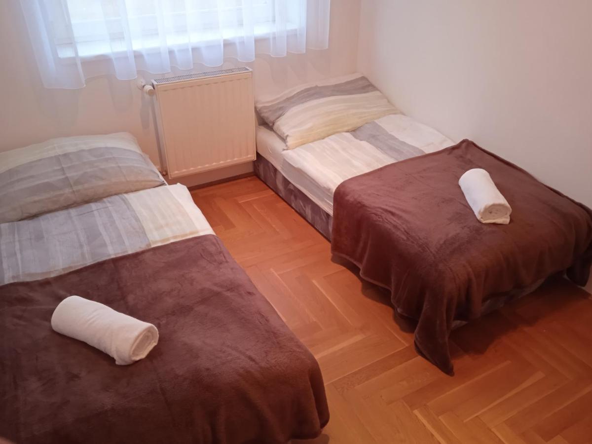 Family Apartment-Csaladias Hangulat Gyor Luaran gambar